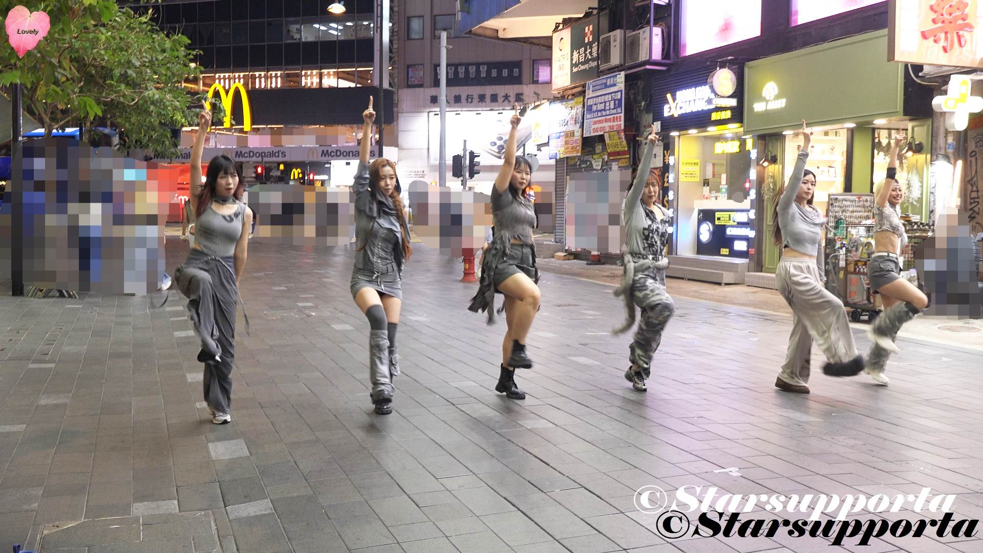 20251211 KPOP dance @ 香港銅鑼灣H&M對出